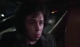 乖仔也疯狂在线观看,青春校园的疯狂冒险之旅